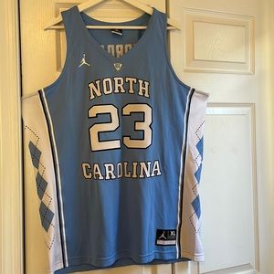 XL Carolina Jordan Jersey